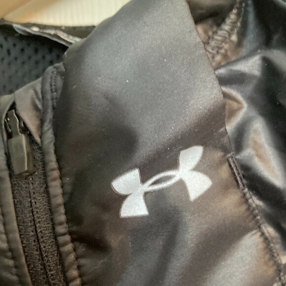 Womens Under Armour Fitted Running Jacket - NWT - Picture 14 of 16